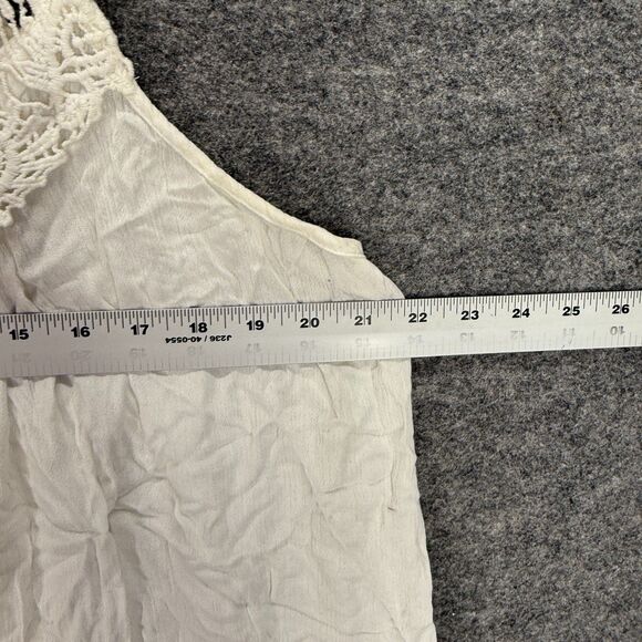 Ashley Stewart Blouse Women 10/12 White V-Neck Sleeveless Wide Strap Rayon - Picture 4 of 6